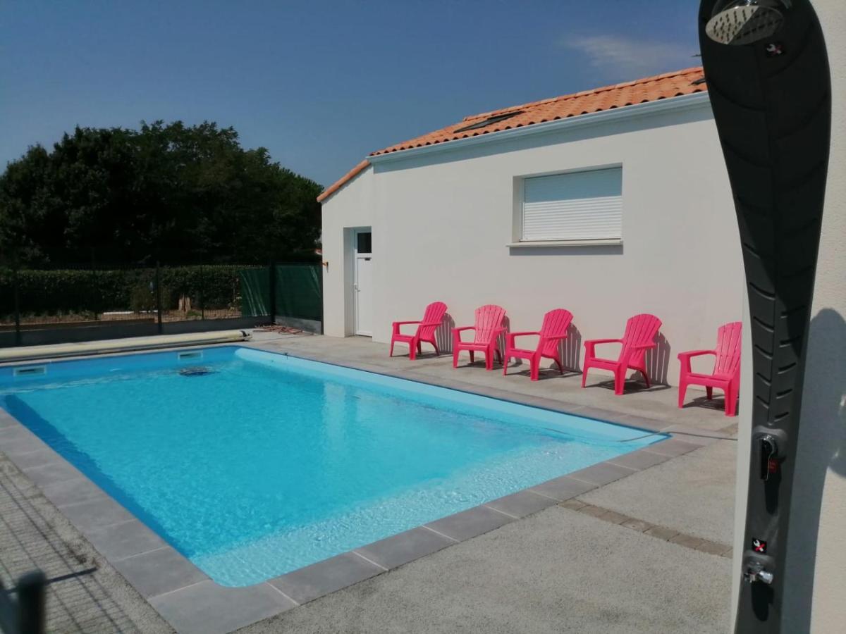 Au Logis Des Muriers Vaire Exterior photo