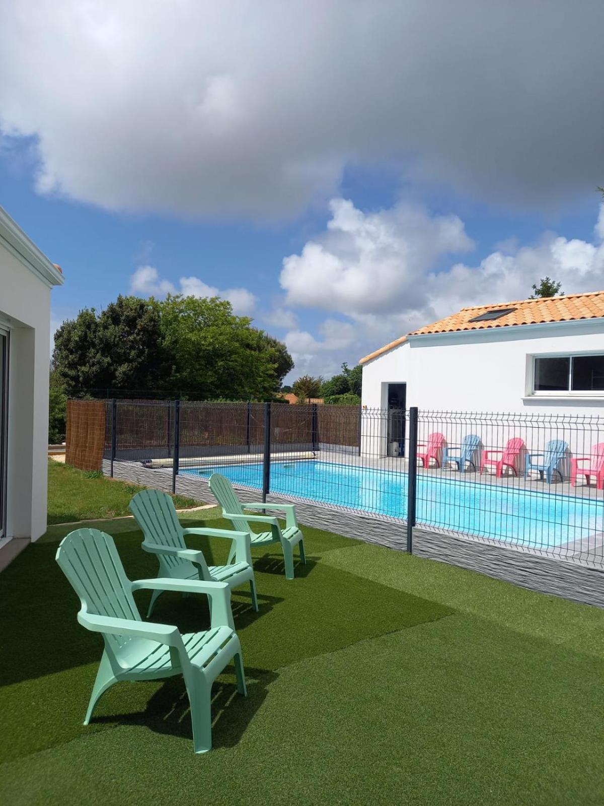 Au Logis Des Muriers Vaire Exterior photo